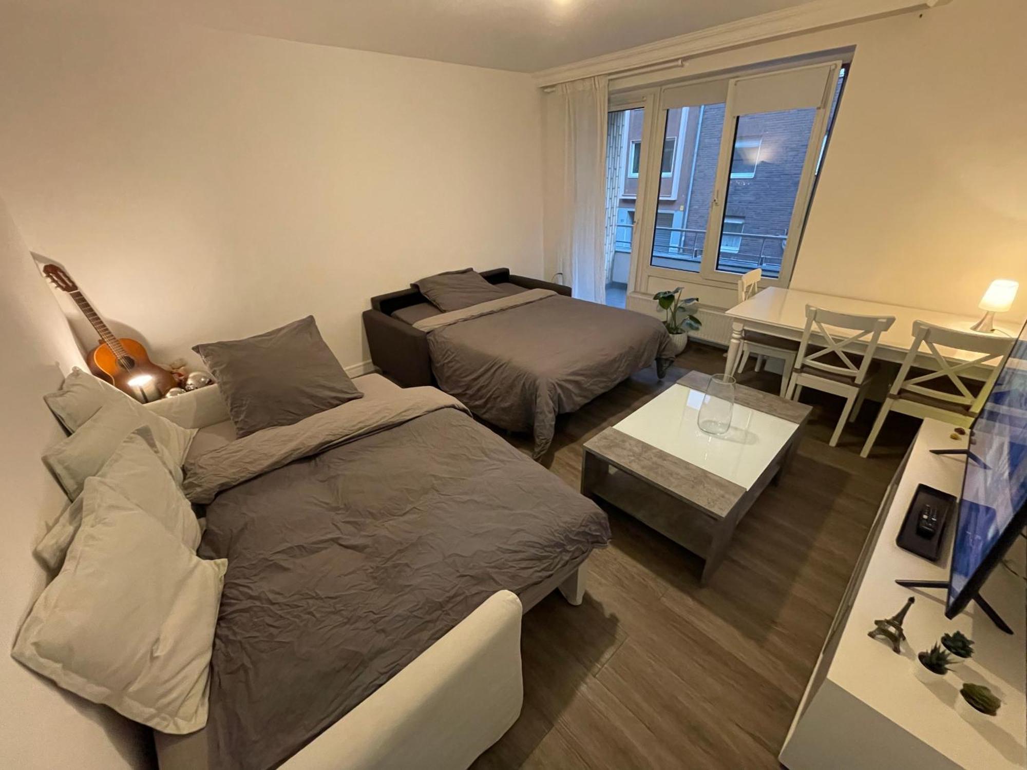 Cozy Apartment City Nightlife Düsseldorf Exterior foto